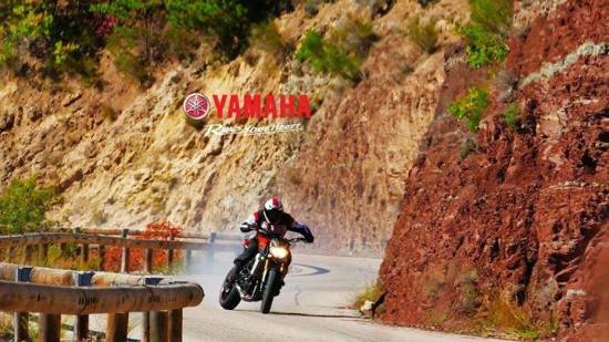 Rogue Mag motorsport - Motorcycle drifting with Yamaha